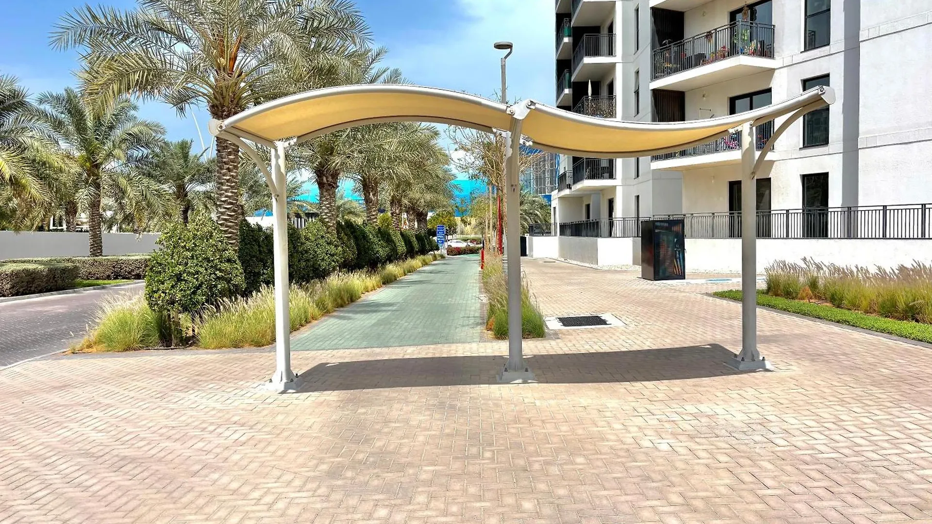 Luxury 2Br, Yas Island By Ferrari World & Yas Mall Abu Dhabi 0*,  Verenigde Arabische Emiraten