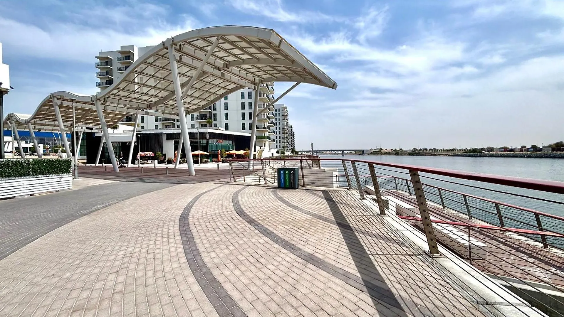 Luxury 2Br, Yas Island By Ferrari World & Yas Mall Abu Dhabi Verenigde Arabische Emiraten