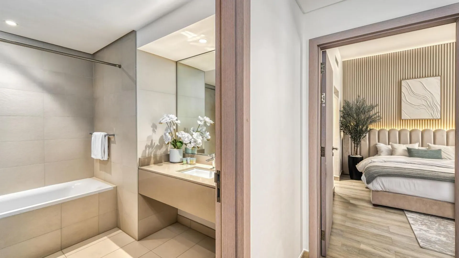 Luxury 2Br, Yas Island By Ferrari World & Yas Mall Abu Dhabi