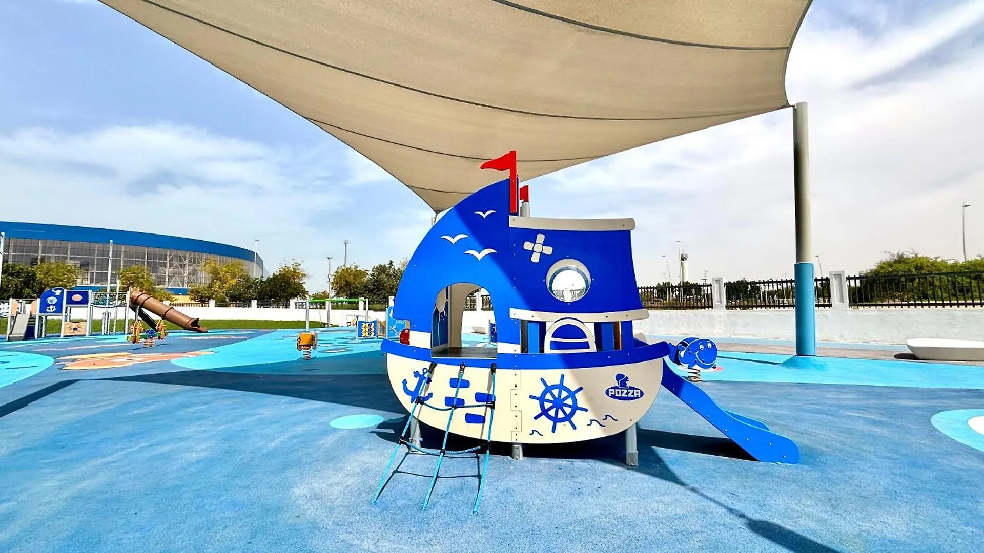Luxury 2Br, Yas Island By Ferrari World & Yas Mall アブダビ 0*,