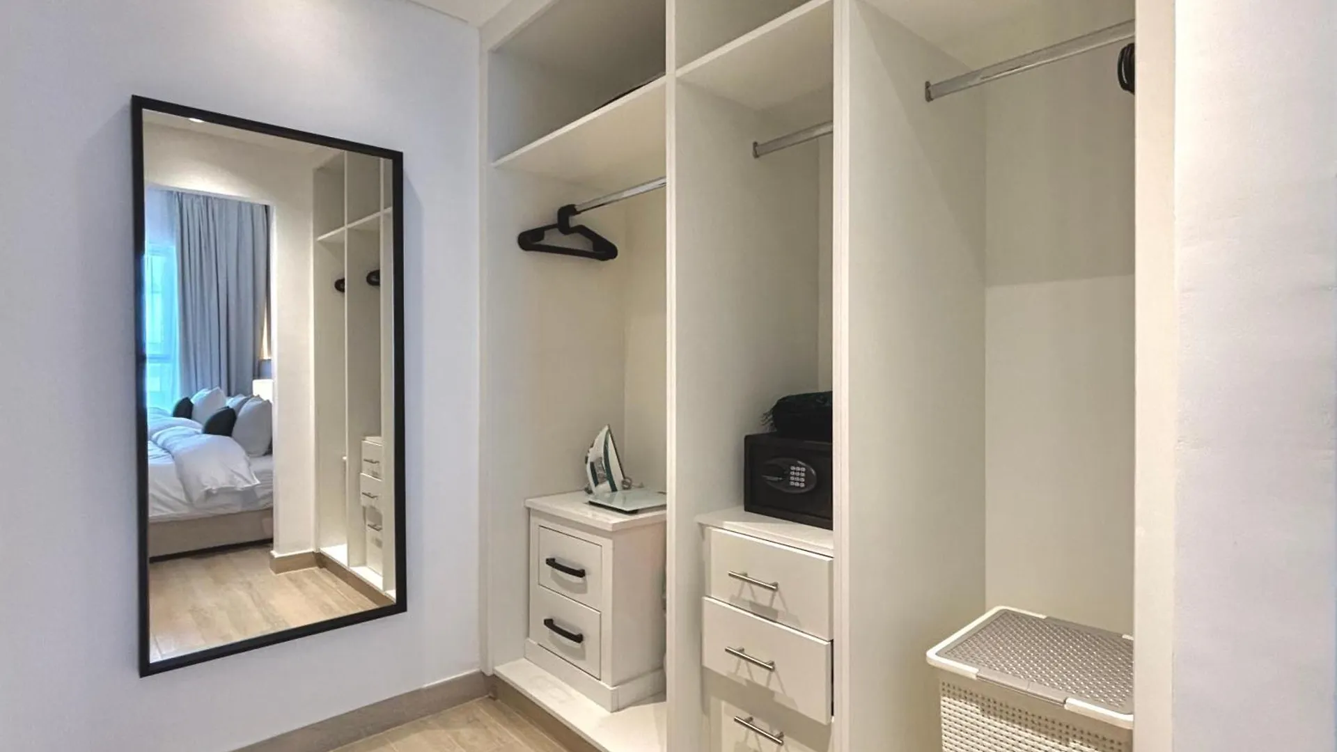 アパート Luxury 2Br, Yas Island By Ferrari World & Yas Mall アブダビ アラブ首長国連邦